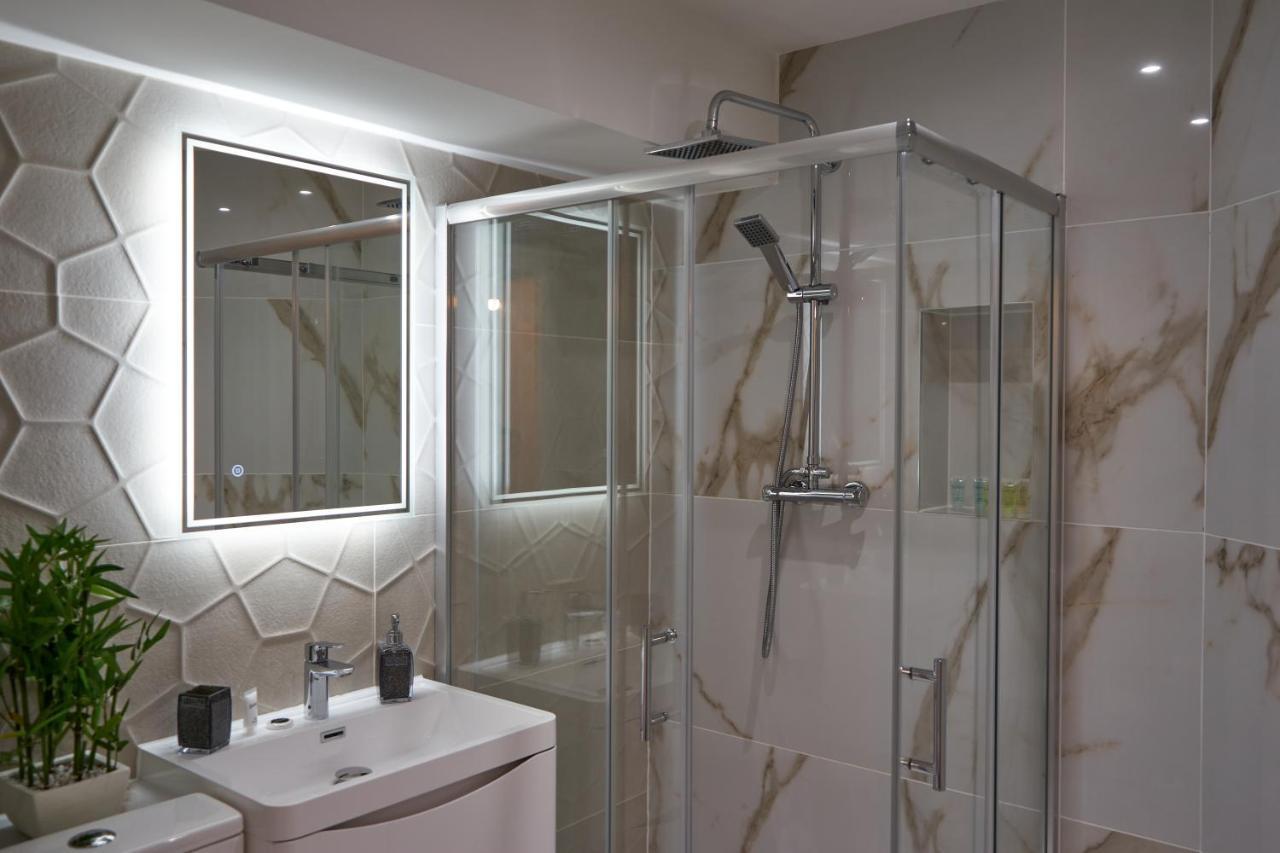 Luxury City Escape Apartments Londra Dış mekan fotoğraf