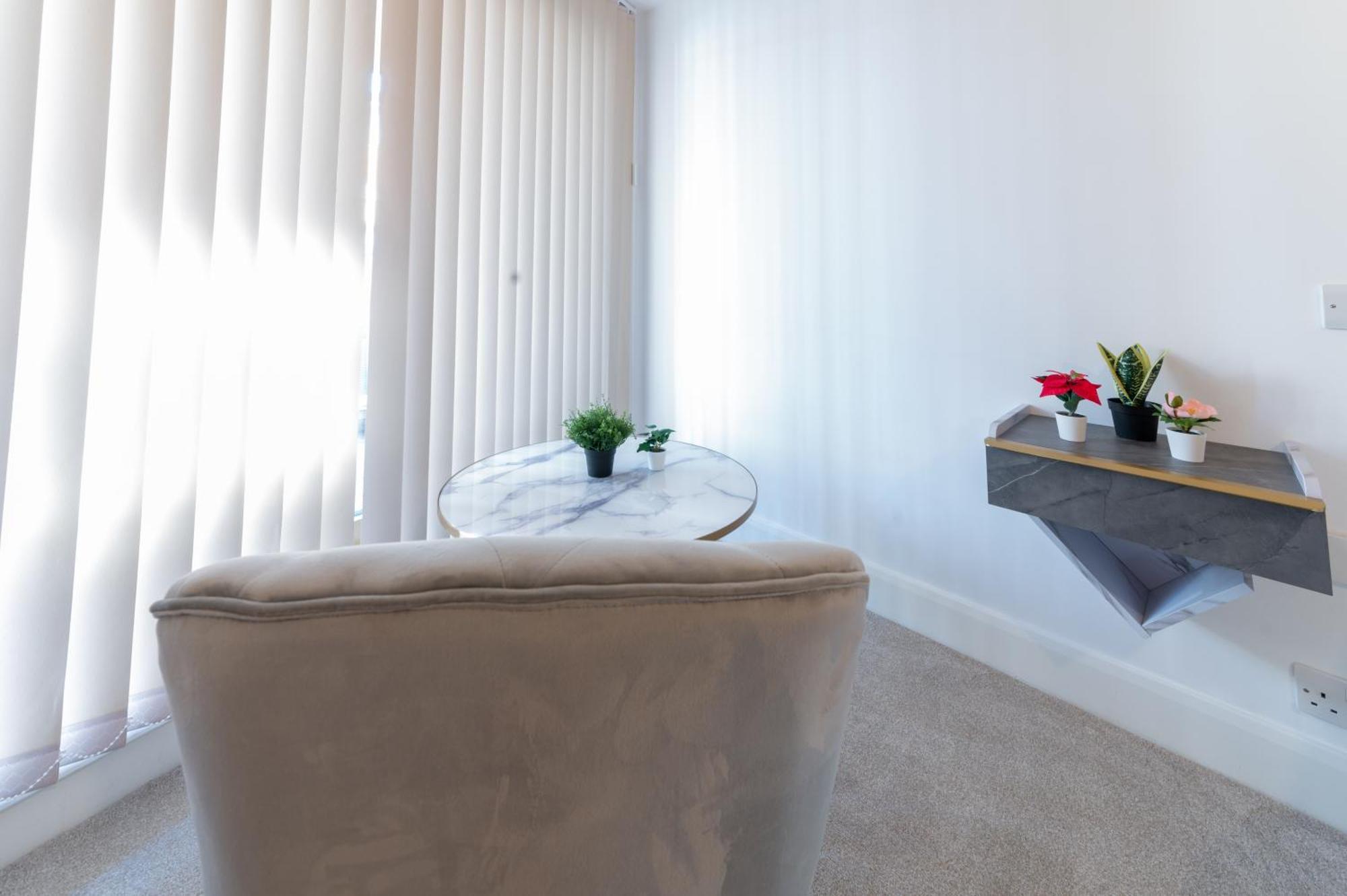 Luxury City Escape Apartments Londra Dış mekan fotoğraf